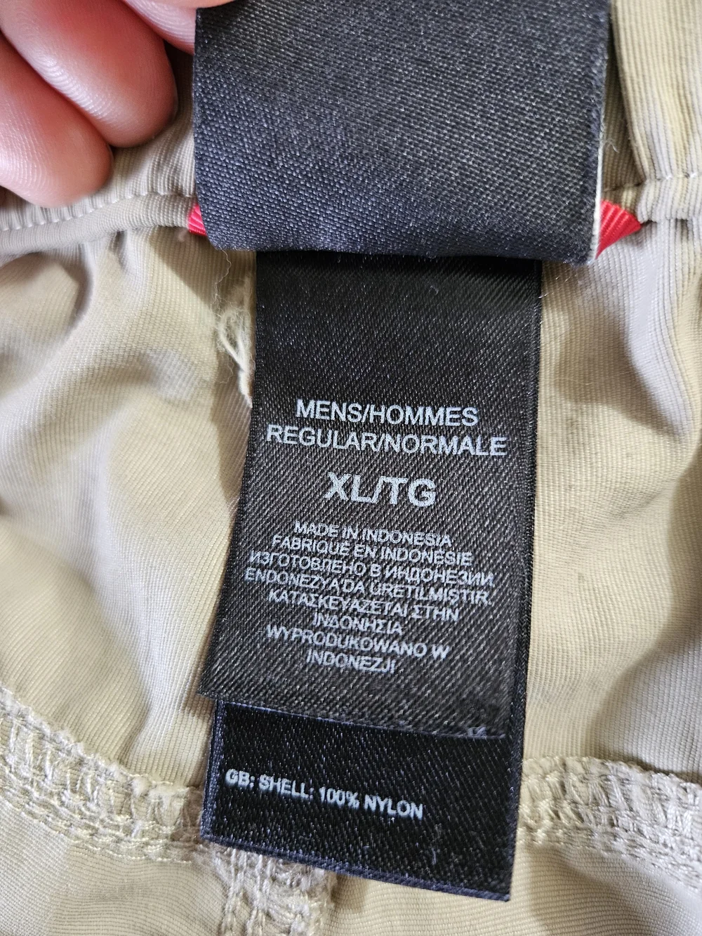The North Face Men's Convertible Cargo Khaki Shorts with Black Belt XL/TG EUC